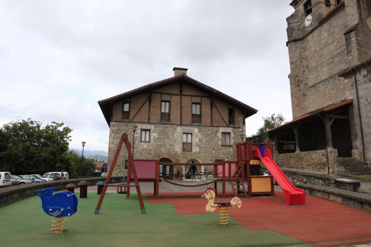 Albergue Uztartza Aduna Екстер'єр фото
